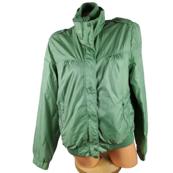Zöld átmenti kabát